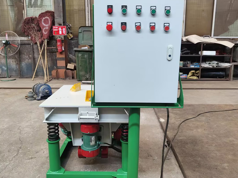 三維振動(dòng)平臺800×800