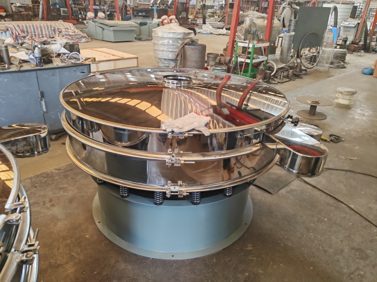 面粉除蟲選什么設(shè)備?旋振篩與直排篩深度評(píng)測(cè)